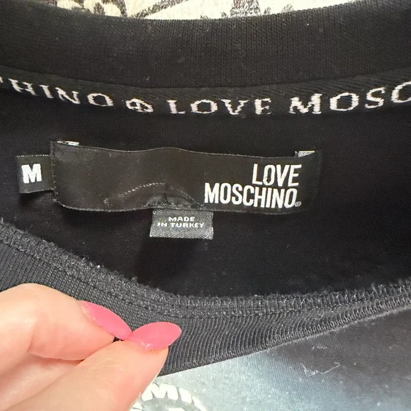 LOVE MOSCHINO - Milano Black Tee - Picture 4 of 5